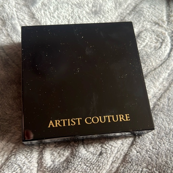 Artist couture in Glow Money - Picture 2 of 3